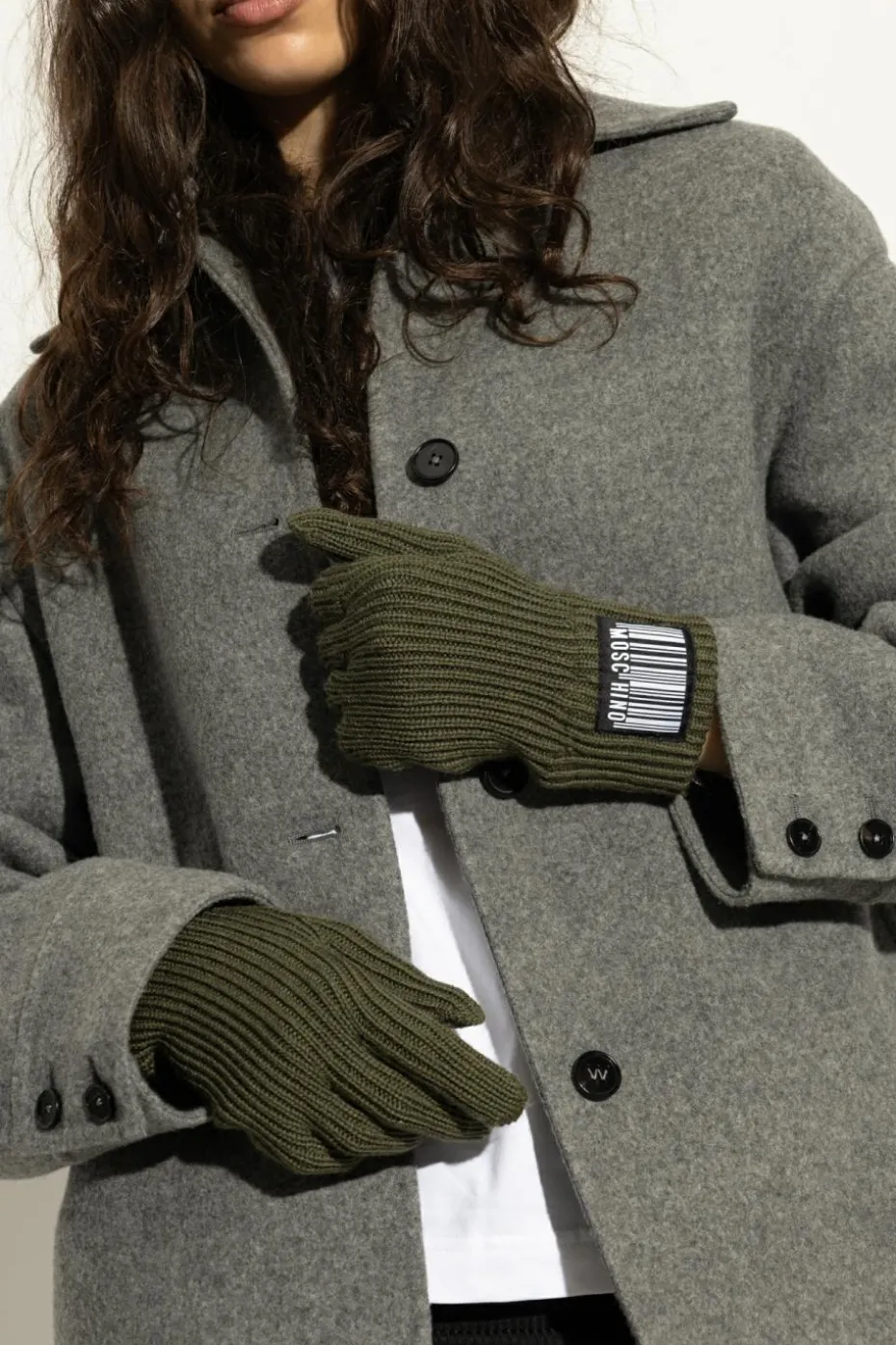 Moschino GREEN Gloves with a logo patch