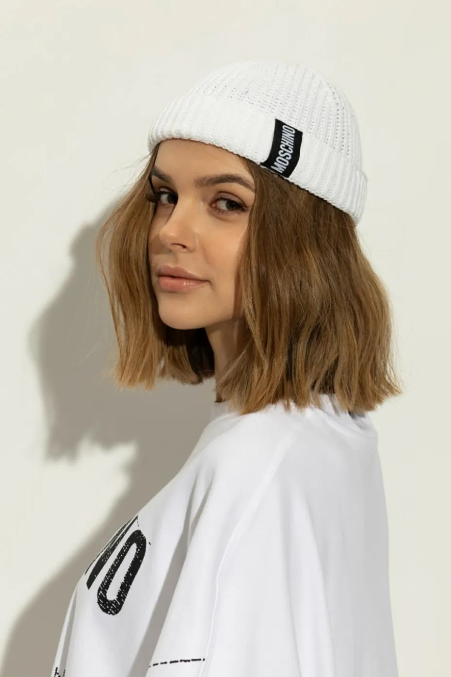 Moschino WHITE Cotton cap with logo patch