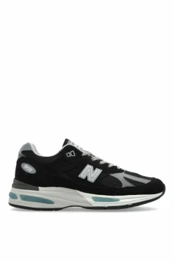 New Balance BLACK Sneakers Made in UK 991v2