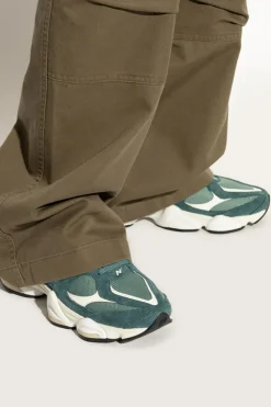 New Balance GREEN Sports shoes `U9060EEK`