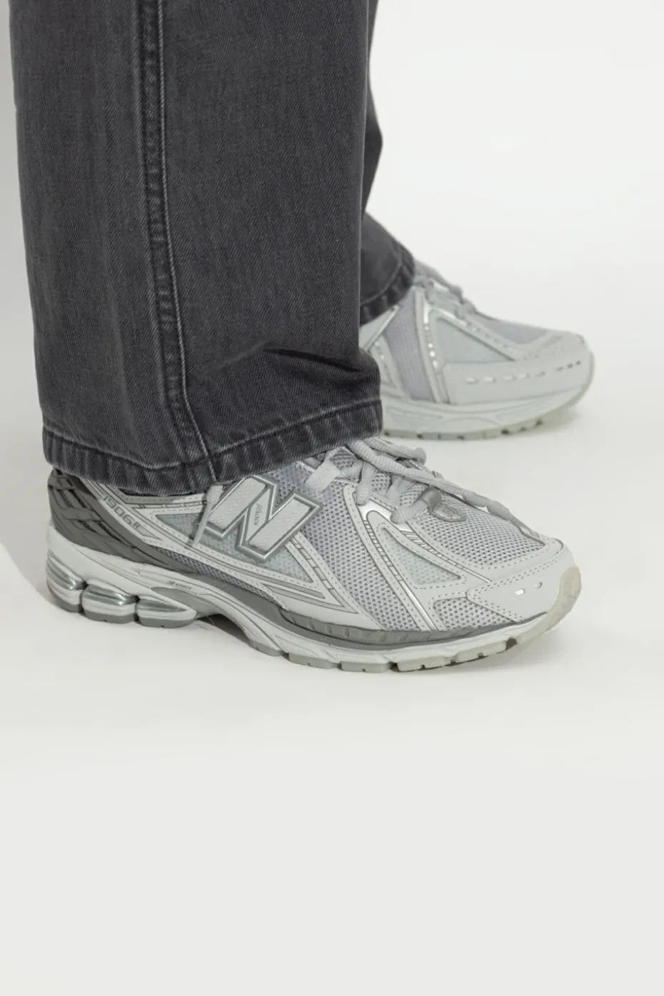 New Balance GREY Athletic shoes U1906RCB