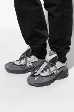 New Balance GREY Sports shoes `M1000MEG`