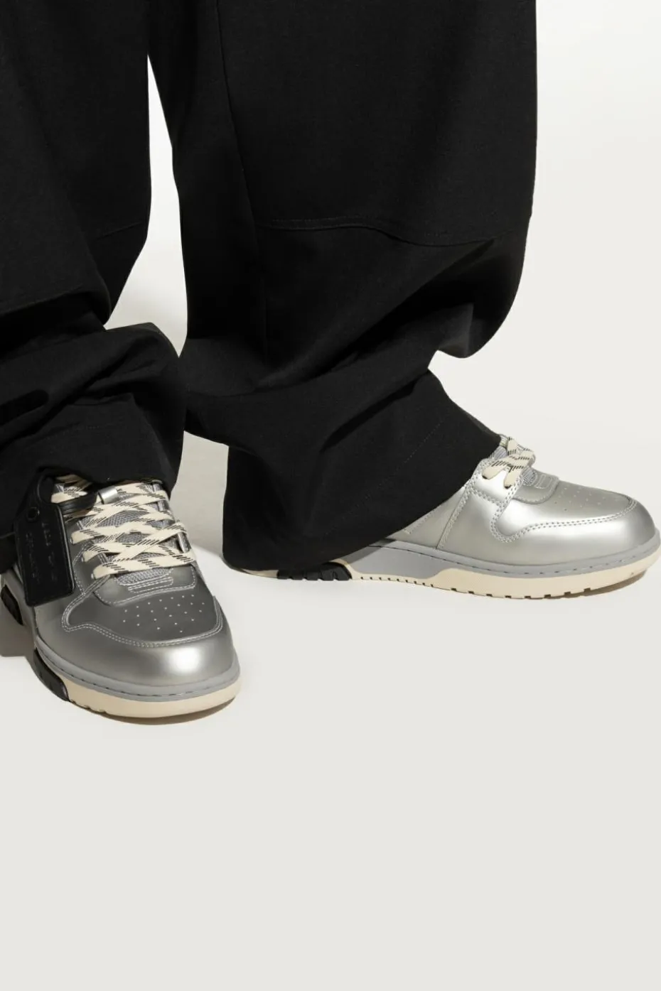 Off-White SILVER Sneakers Out Off Office