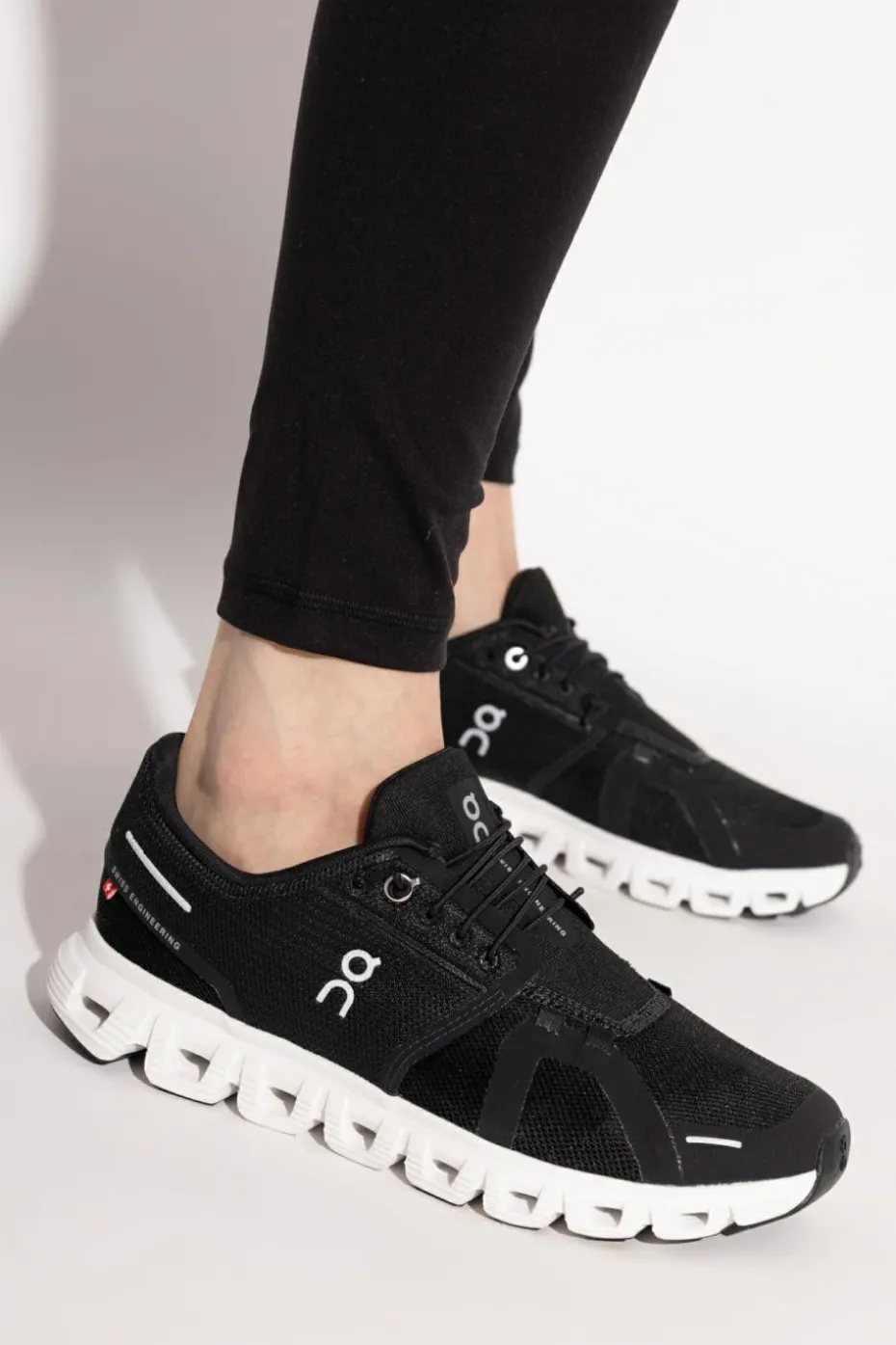 On Running BLACK Cloud 6 running shoes