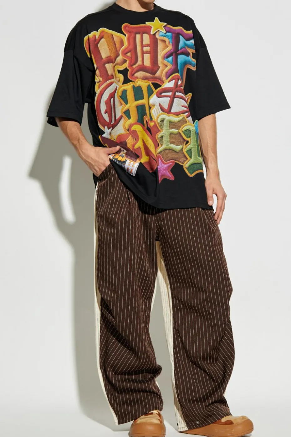 PDF BROWN Striped pattern trousers