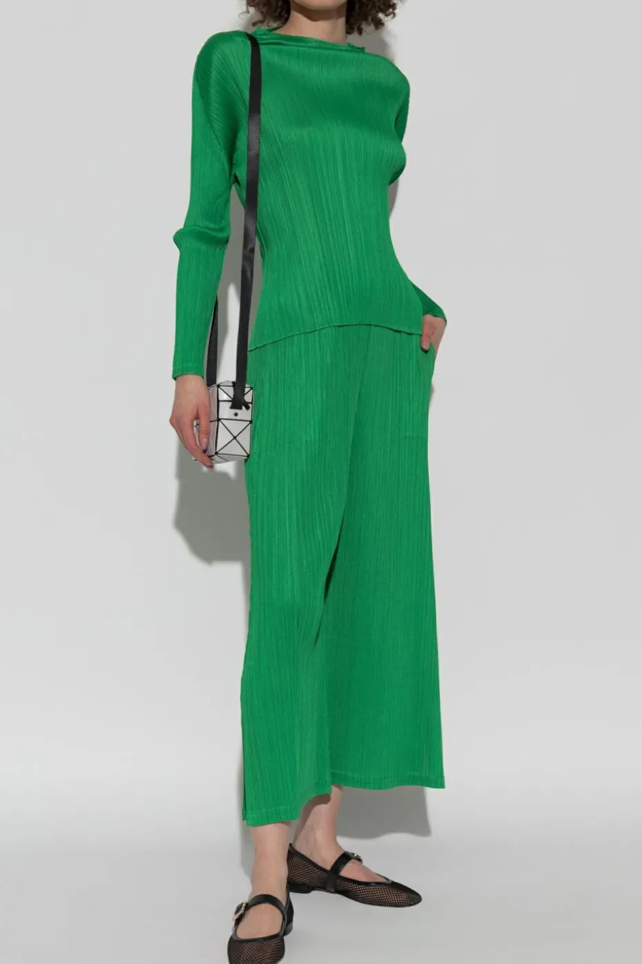 Pleats Please Issey Miyake GREEN Pleated pants