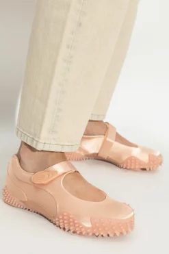 Puma PINK ‘Mosto Fey Satin’ sports shoes