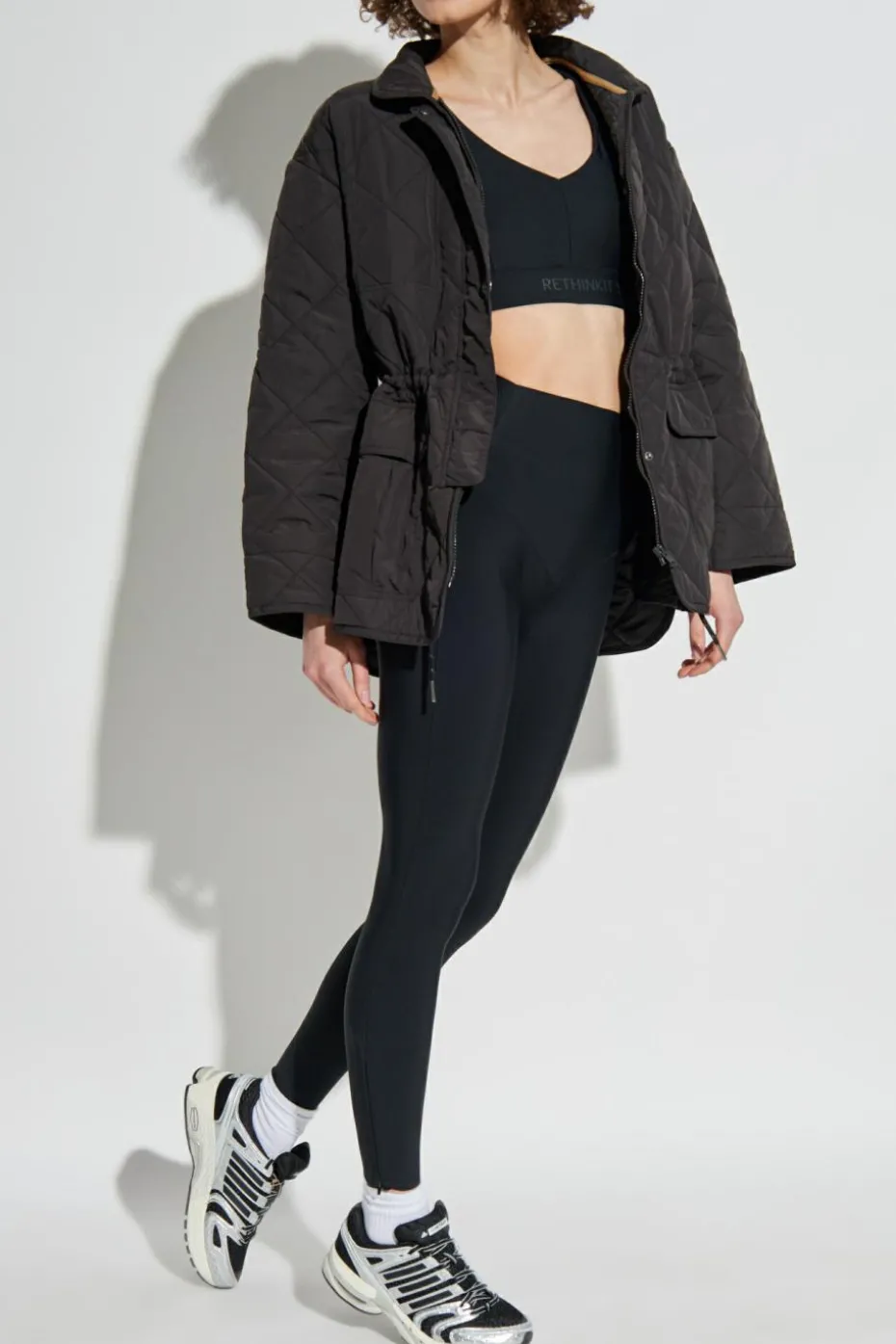 Rethinkit Studios BLACK Training top "Seville"