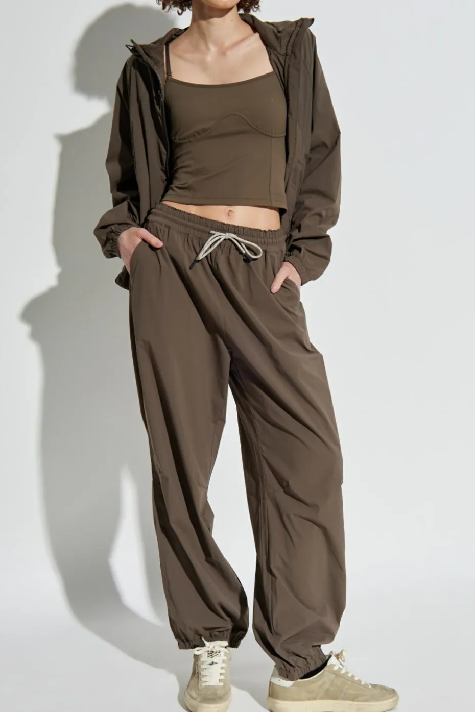 Rethinkit Studios BROWN Training top