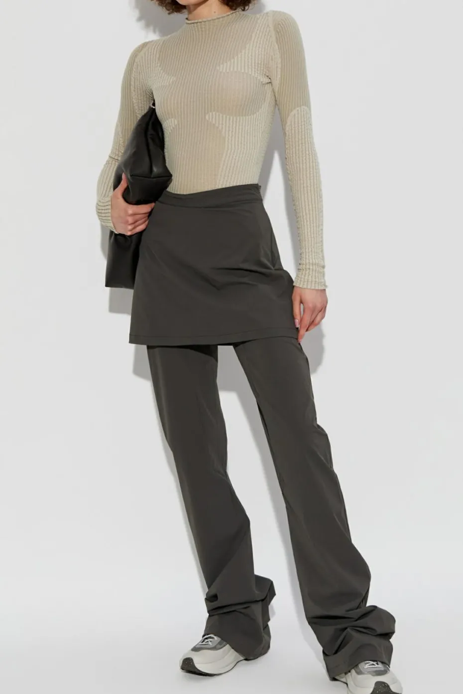 ROA beige Top Wavy Long