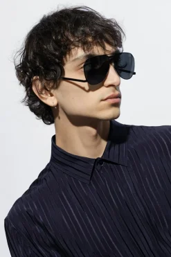 Saint Laurent BLACK ‘SL 690 Dust’ sunglasses