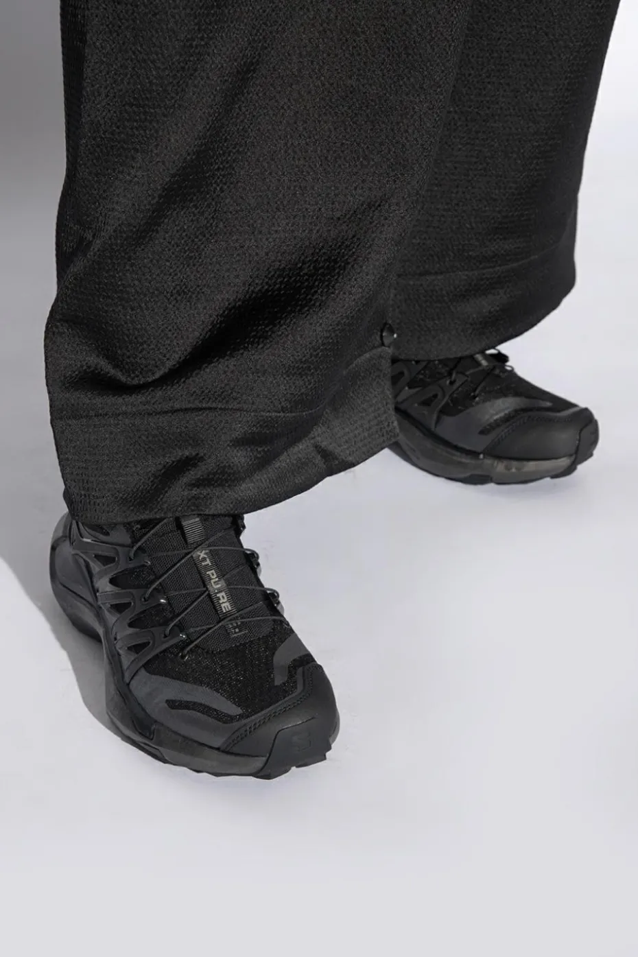 Salomon BLACK Sports shoes 'XT PU.RE ADVANCED'