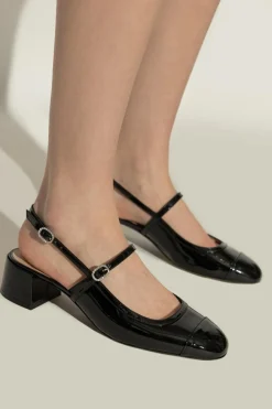 Stuart Weitzman BLACK Heels 'Maeve'