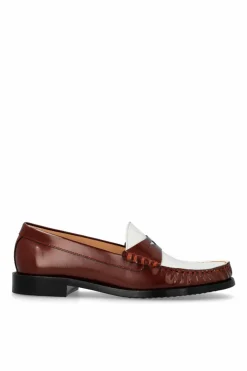 Stuart Weitzman BROWN Lottie shoes type loafers