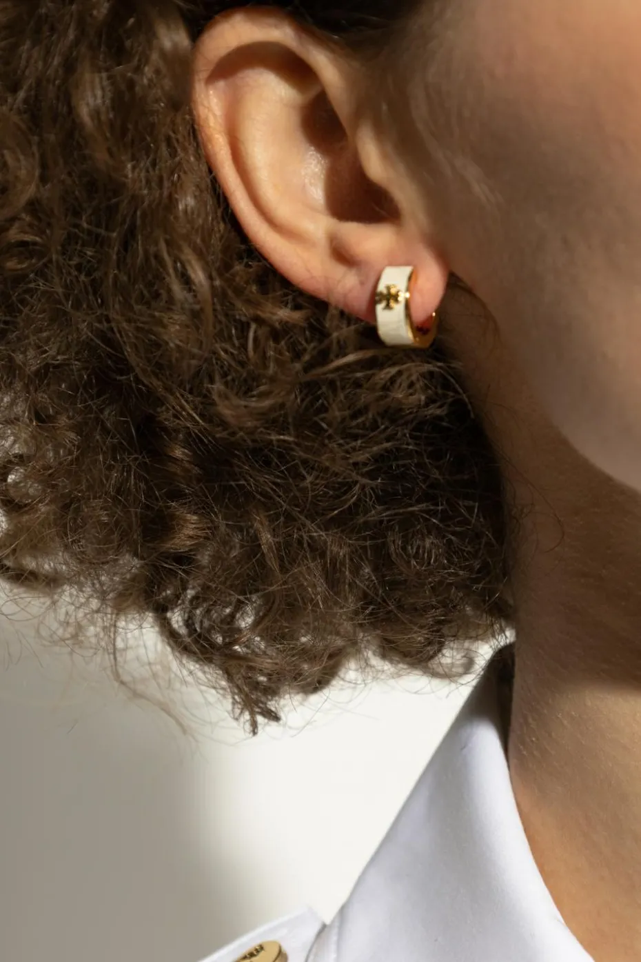 Tory Burch cream Earrings with logo