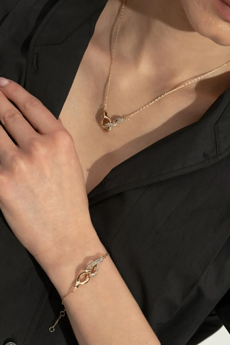 Tory Burch GOLD Shimmering Bracelet