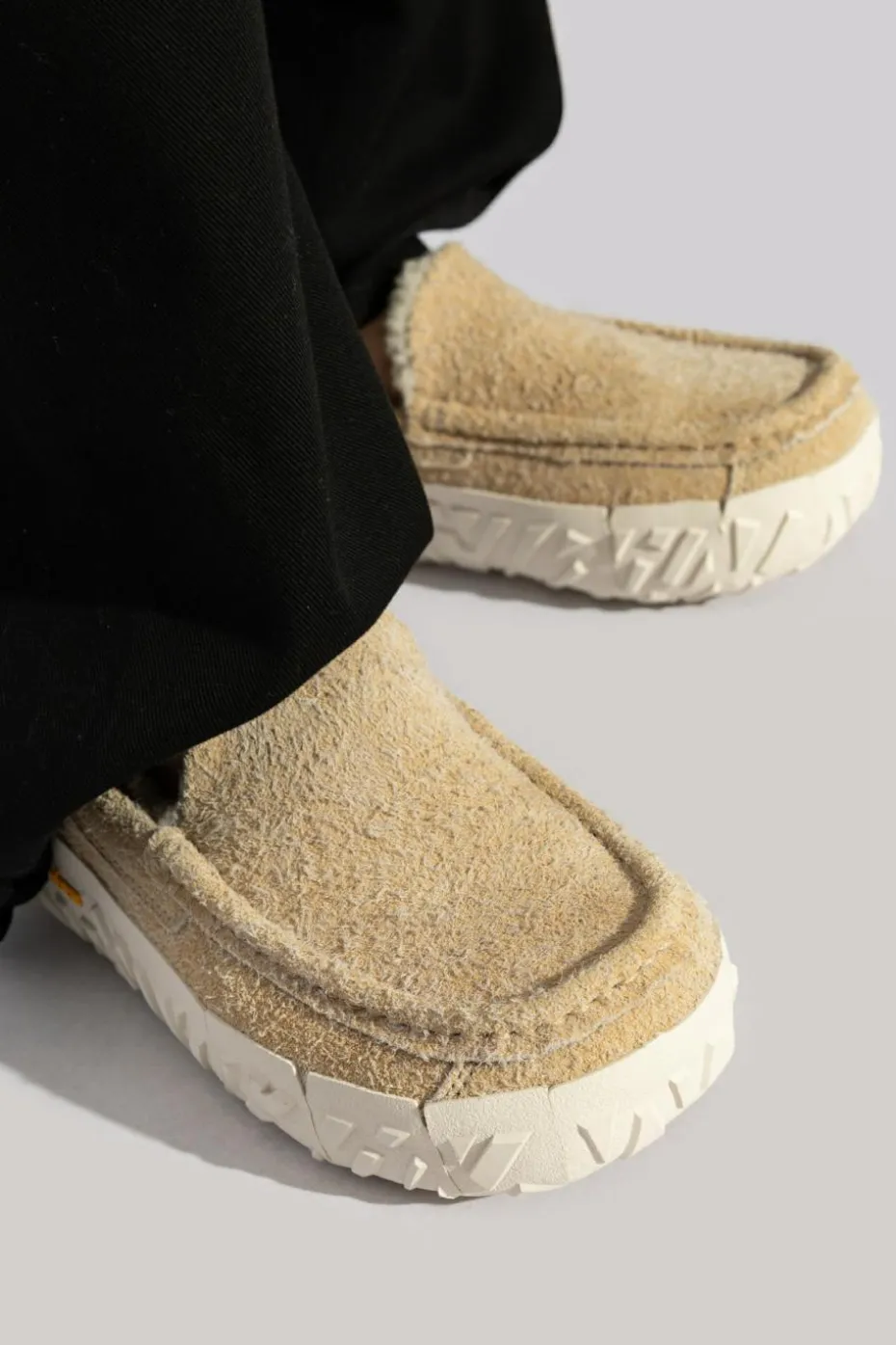 UGG beige Shoes M ASCOT VIBRAM WRAP TECH