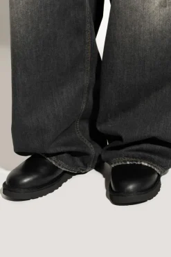 UGG BLACK Classic Ultra Mini snow boots