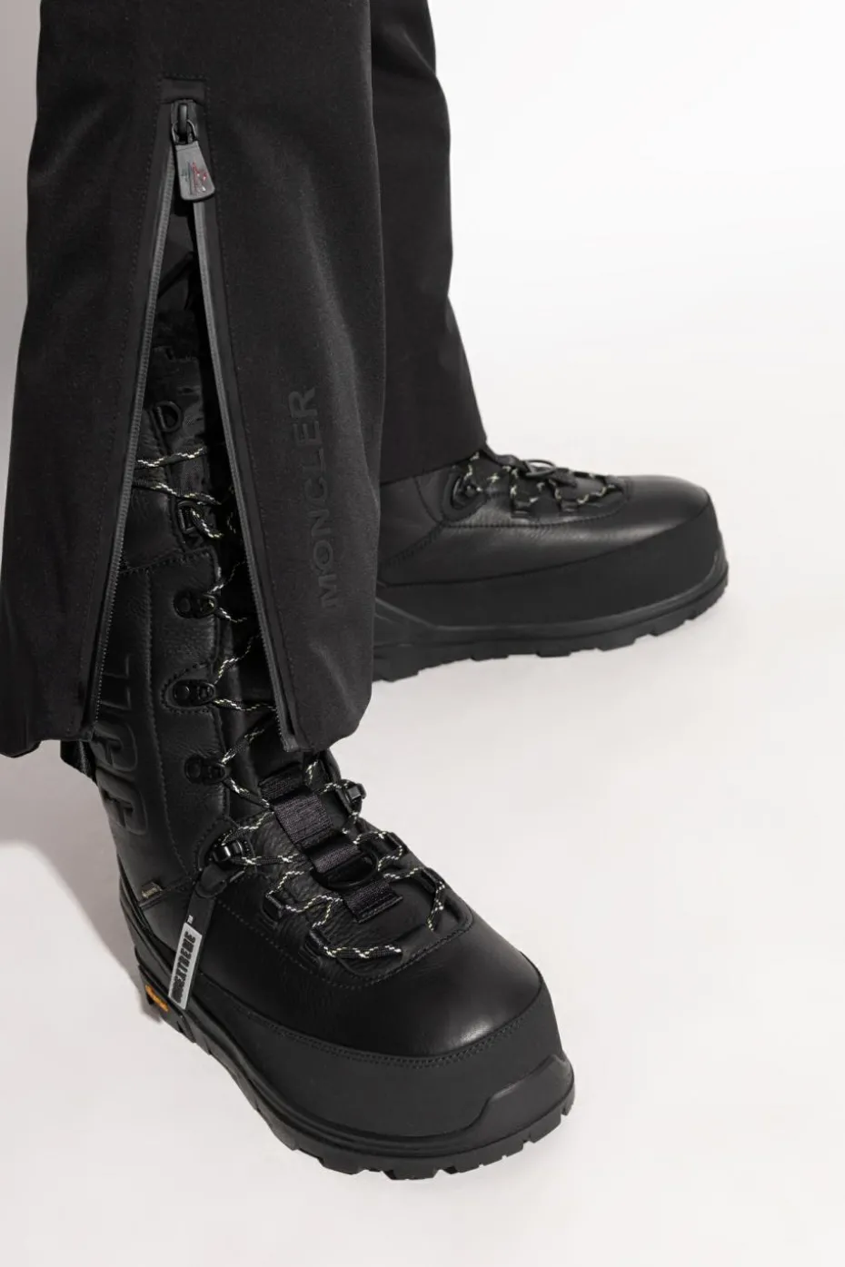UGG BLACK Snow boots "Shasta"