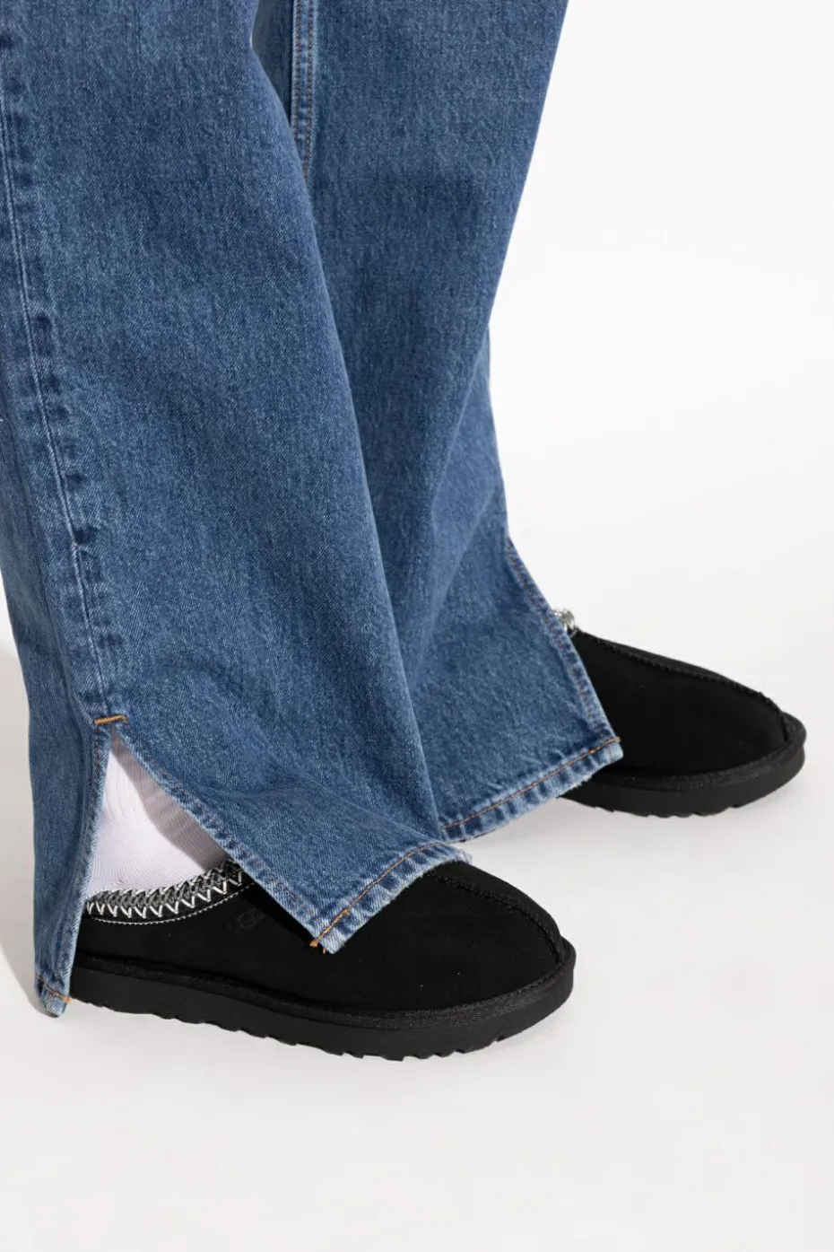 UGG BLACK "Tasman II" slides