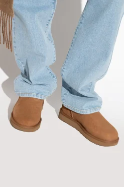 UGG BROWN ‘Classic Ultra Mini’ snow boots