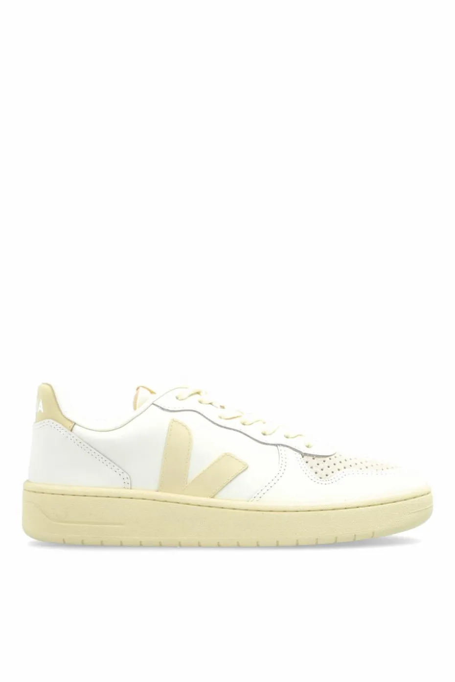 Veja cream Sports shoes `V-10 PRIME LEATHER`