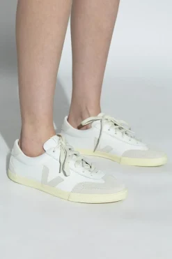 Veja WHITE Sneakers Volley O.T. Leather