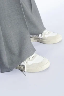 Veja WHITE ‘V-10 B-Mesh’ sneakers