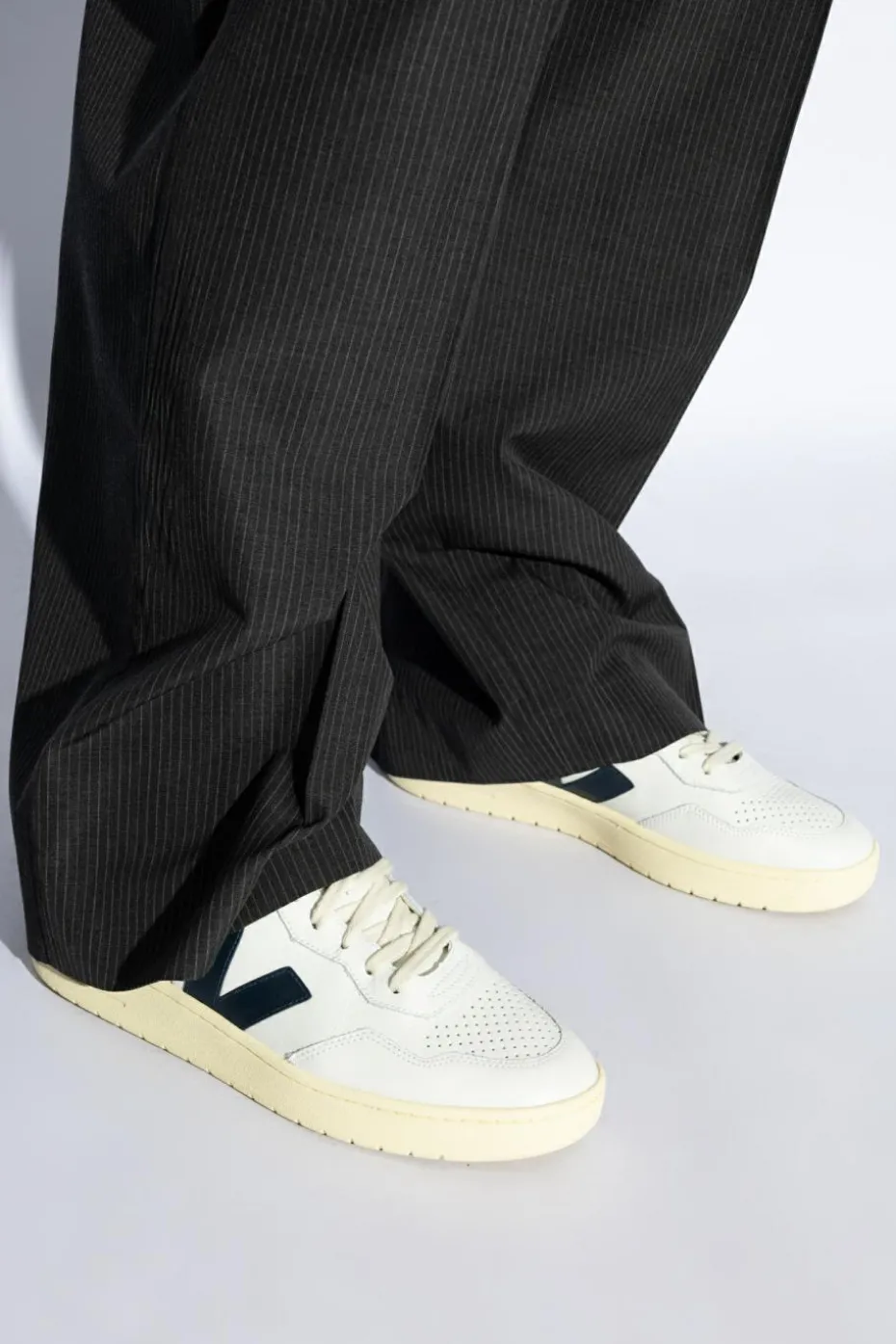 Veja WHITE ‘V-90’ sneakers