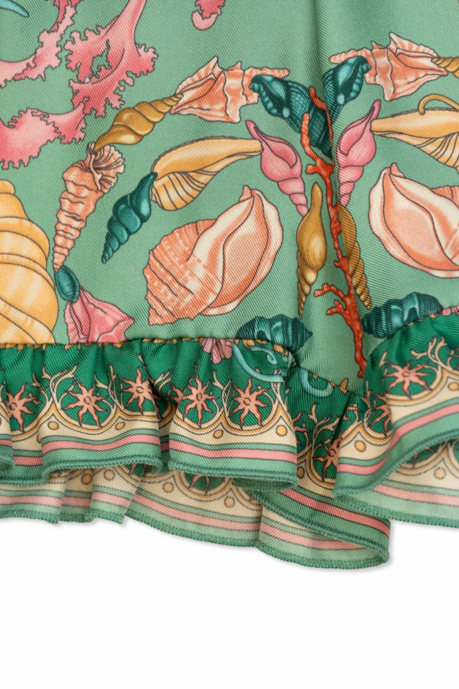Versace Kids GREEN Patterned shorts