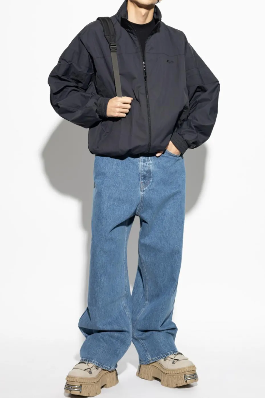 VETEMENTS BLUE Jeans with logo