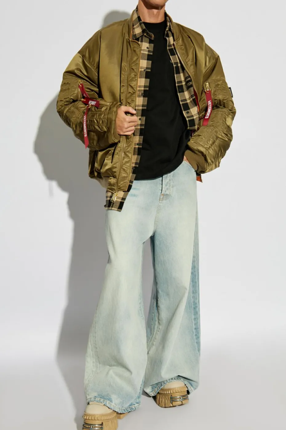 VETEMENTS GREEN 'bomber' jacket