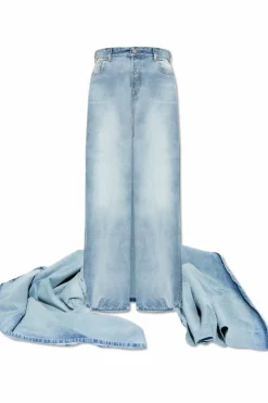 VETEMENTS light blue Jeans with train