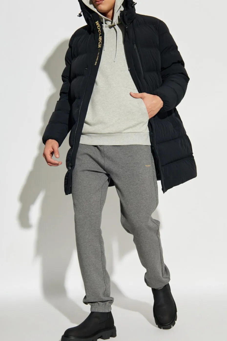 Woolrich BLACK Down jacket with detachable hood