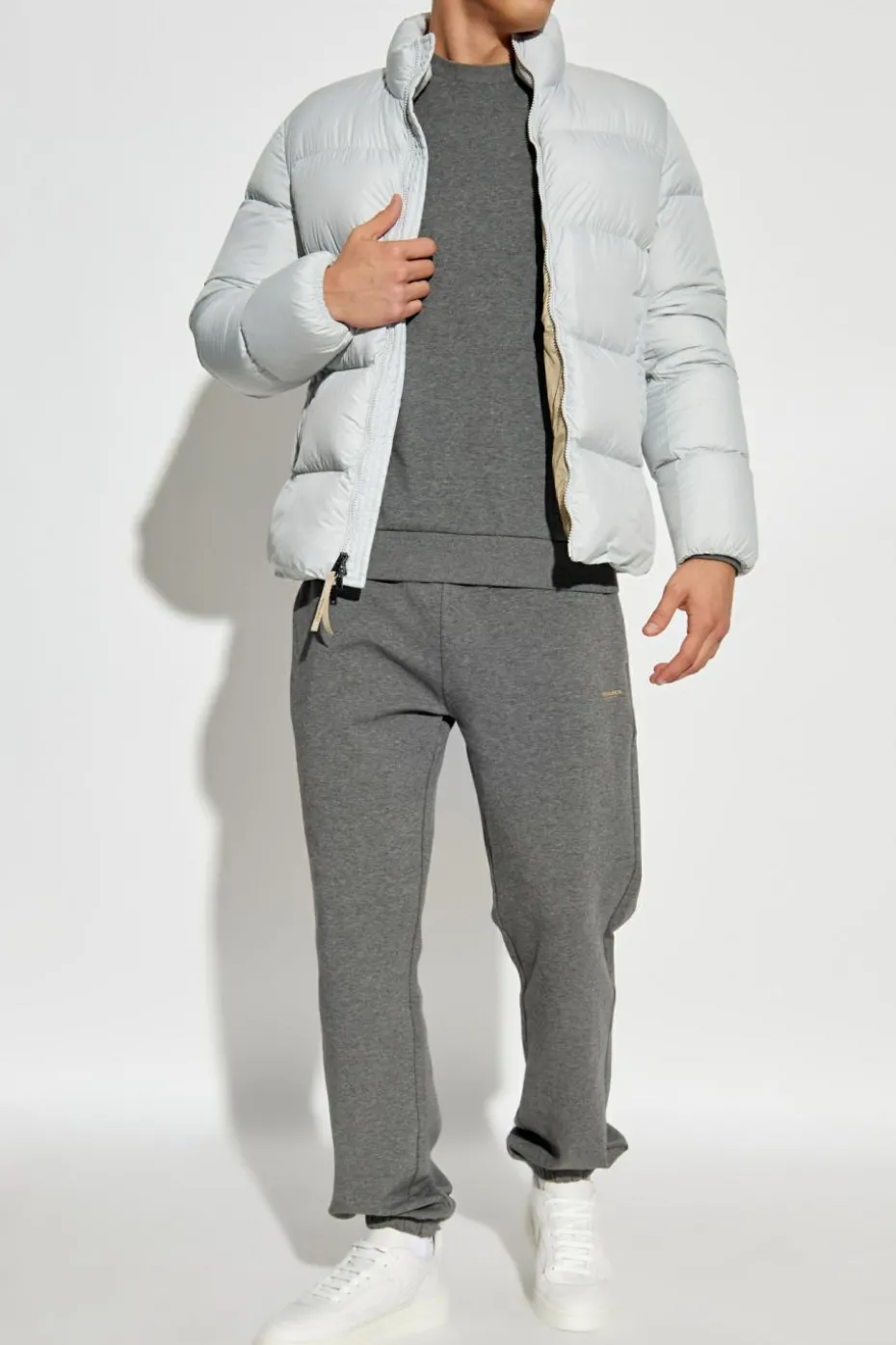 Woolrich GREY Sweatshirt with a crew neck