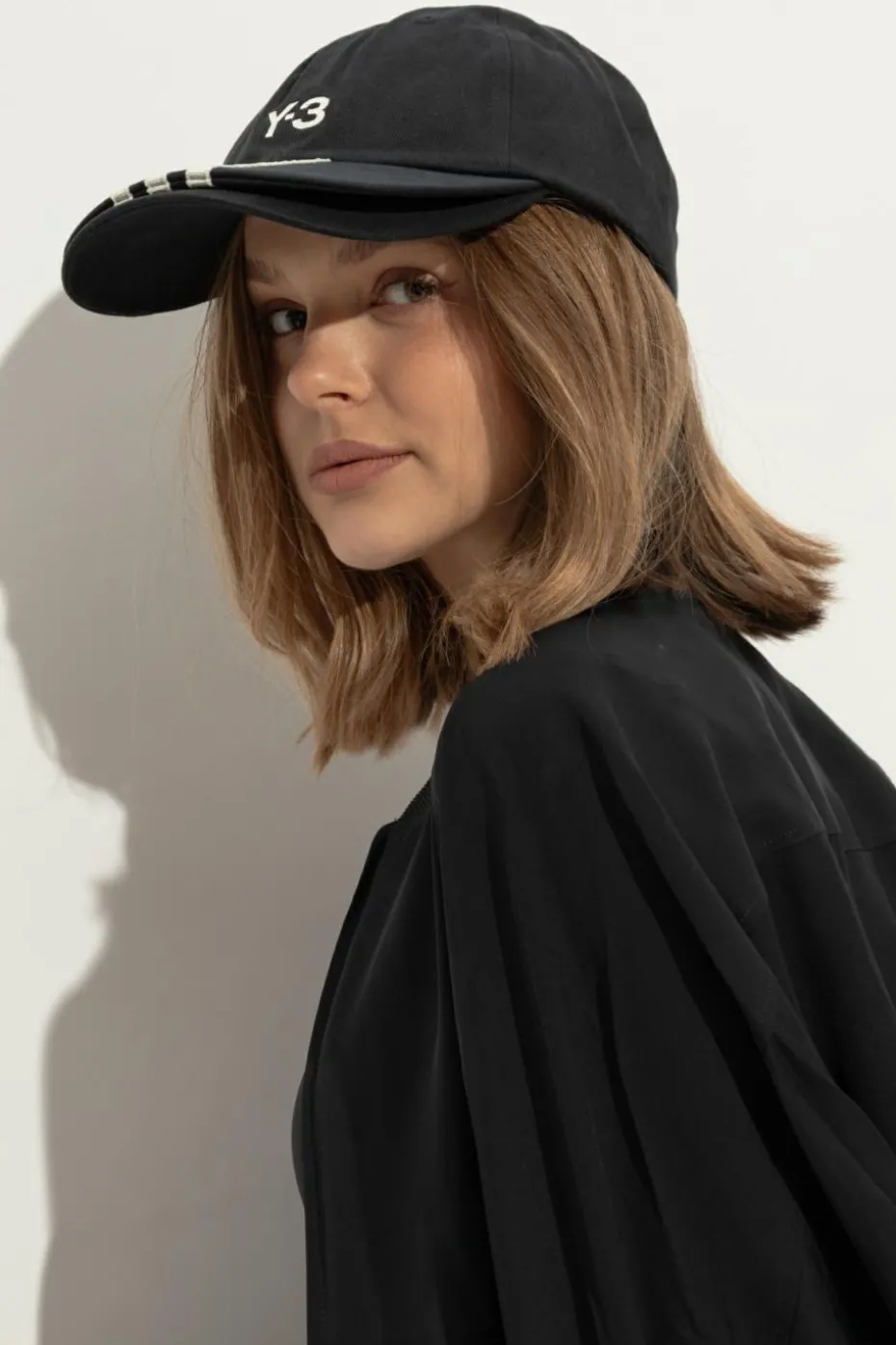 Y-3 BLACK Cap with double brim