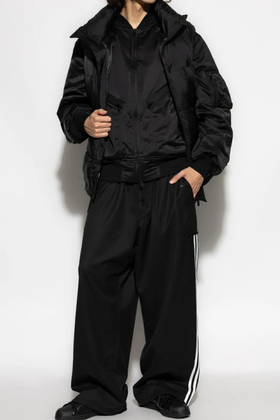 Y-3 BLACK Puffer vest with logo