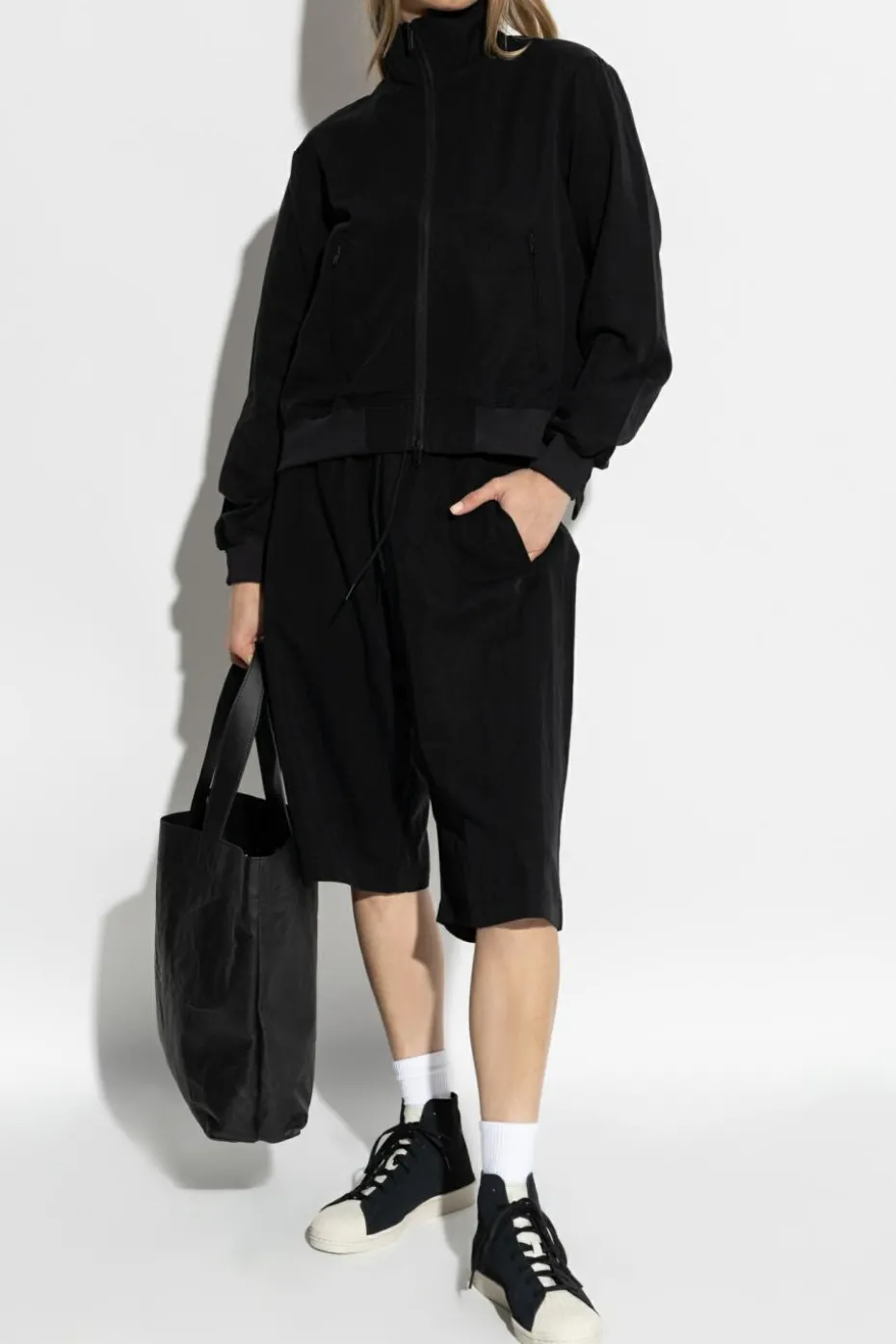 Y-3 BLACK Shorts with logo