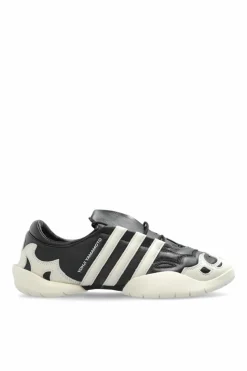 Y-3 BLACK Sport shoes ‘Regu 2002’
