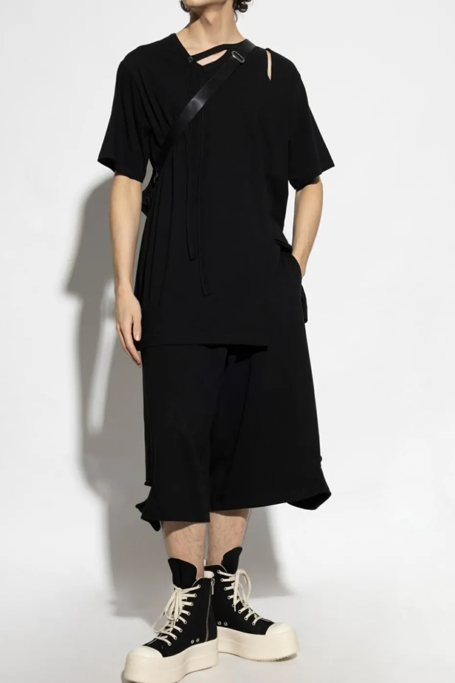 Yohji Yamamoto BLACK T-shirt with slit