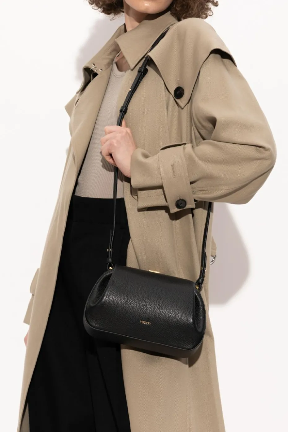 Yuzefi BLACK Shoulder bag "Oyster Mini"
