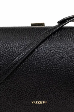 Yuzefi BLACK Shoulder bag